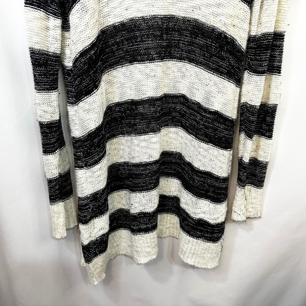 Torrid Plus Sz 1X Long Cardigan Black White Striped Open Sweater Knit Fall 1300 - Picture 6 of 8